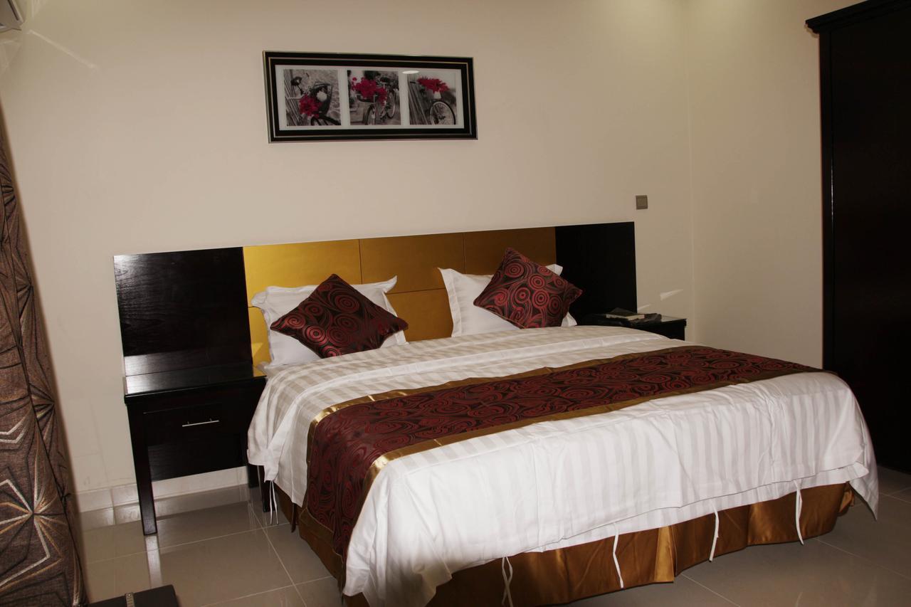 Aparthotel Aros Al Faisaliah Furnished Units à Dammam Extérieur photo