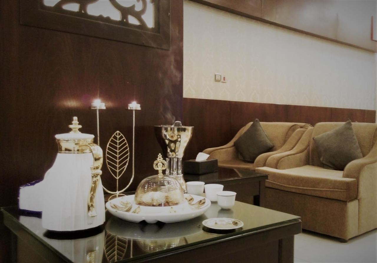 Aparthotel Aros Al Faisaliah Furnished Units à Dammam Extérieur photo